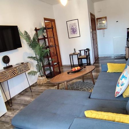 Lauren'S Charm Town Apartment Lefkada City ภายนอก รูปภาพ
