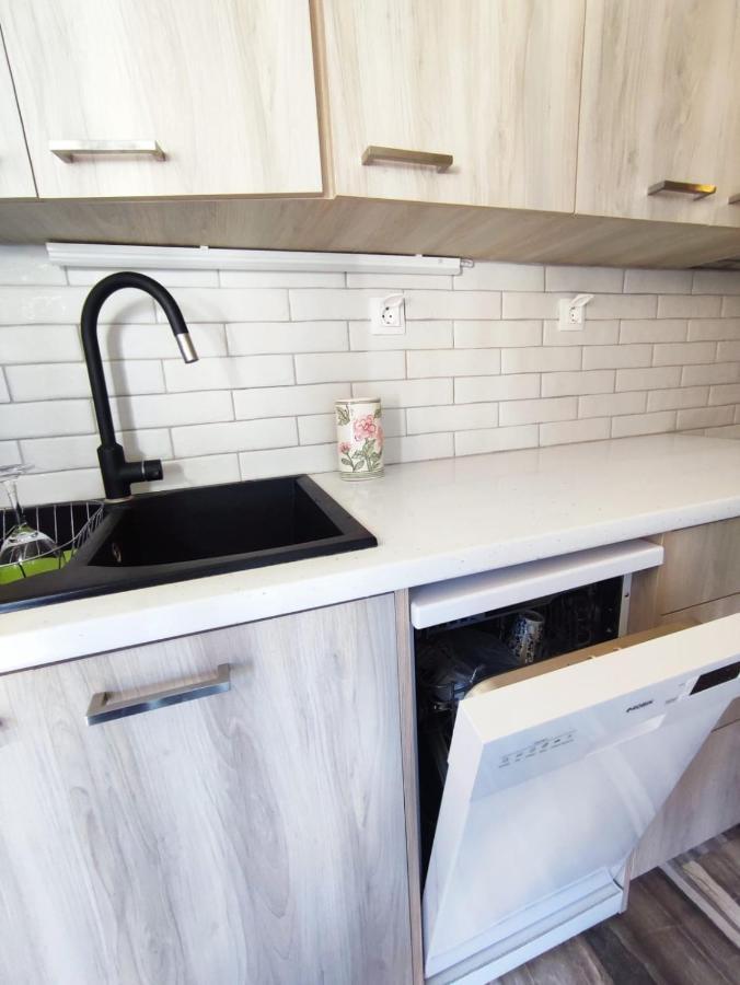 Lauren'S Charm Town Apartment Lefkada City ภายนอก รูปภาพ